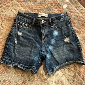 Abercrombie girls mid length Shorts size 13/14